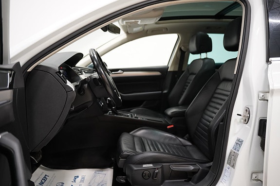 Volkswagen Passat Alltrack 7 of 25