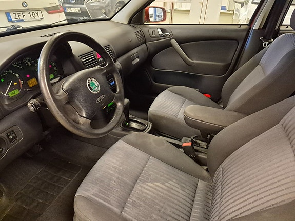 Skoda Octavia 7 of 13