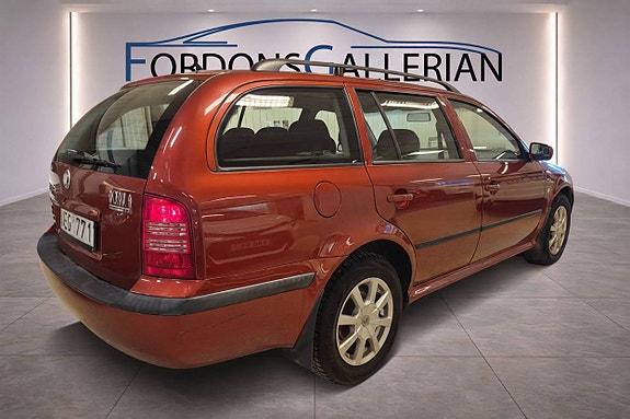 Skoda Octavia 4 of 13