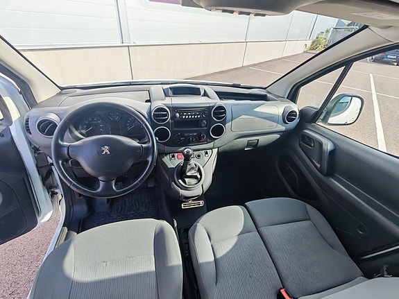 Peugeot Partner 8 of 10