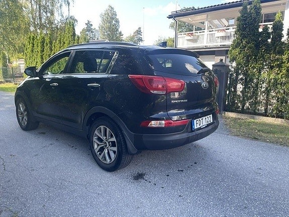 Kia Sportage 4 of 8