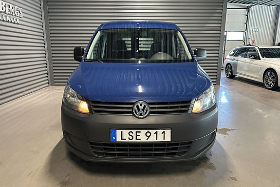 Volkswagen Caddy Maxi 2 of 14