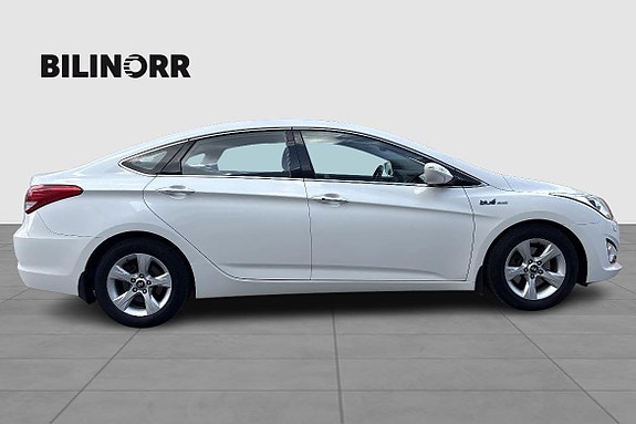 Hyundai i40 4 of 12