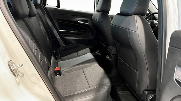 Jeep Avenger 5 of 9