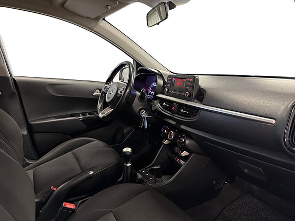 Kia Picanto 8 of 16