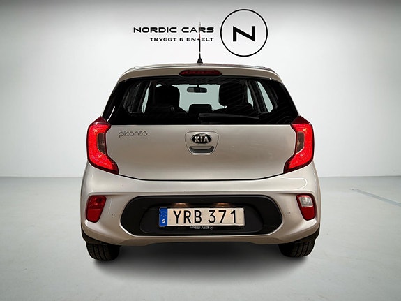 Kia Picanto 3 of 16
