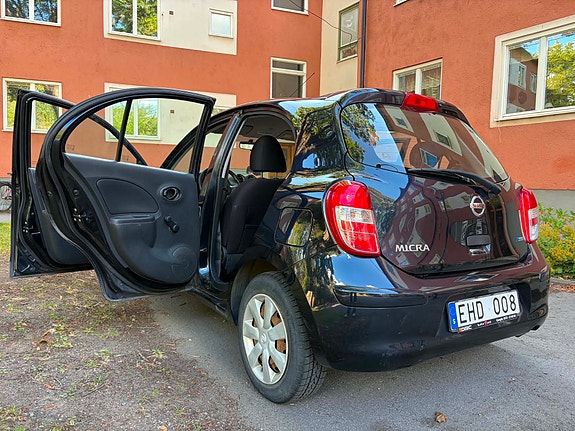 Nissan Micra 3 of 13