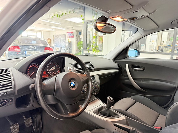 BMW 116i 25 of 29