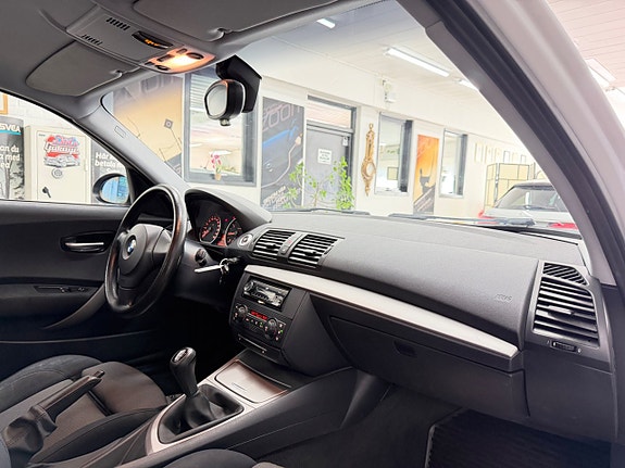 BMW 116i 16 of 29