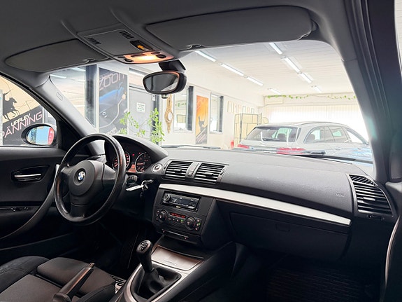 BMW 116i 18 of 29
