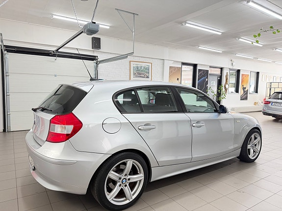 BMW 116i 7 of 29