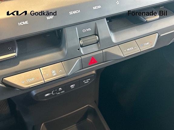 Kia EV5 14 of 16