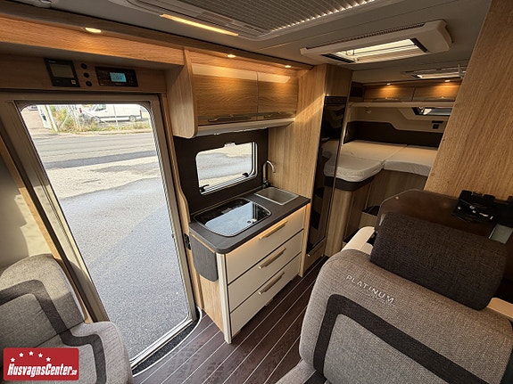 Knaus 650 MEG 8 of 11