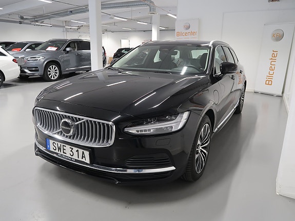 Volvo V90 10 of 30