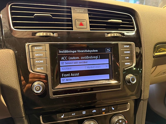 Volkswagen Golf I 17 of 30