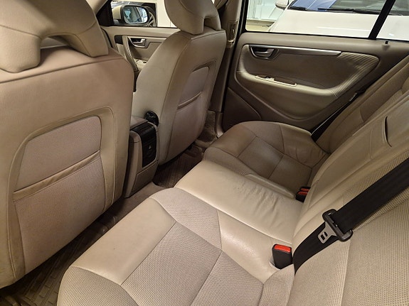 Volvo S60 11 of 13