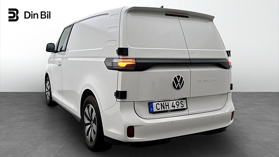 Volkswagen ID. Buzz 3 of 19