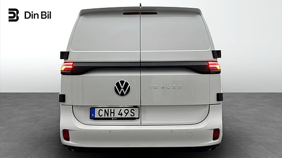 Volkswagen ID. Buzz 5 of 19