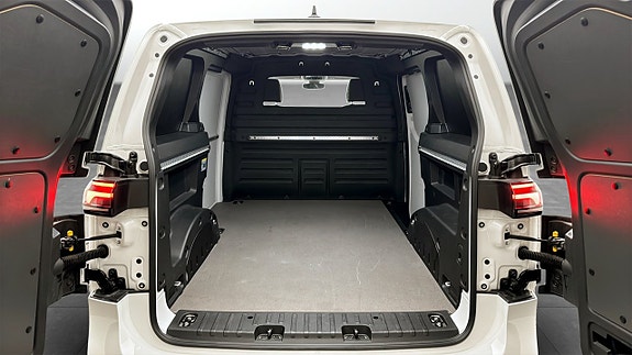 Volkswagen ID. Buzz 12 of 19