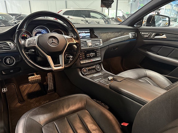 Mercedes-Benz CLS350 5 of 11