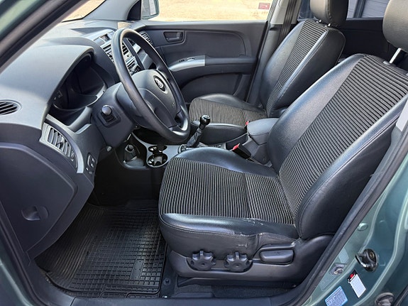 Kia Sportage 8 of 14