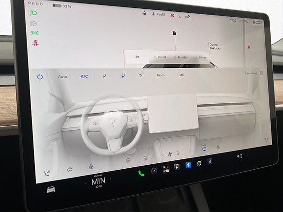 Tesla Model Y 23 of 30