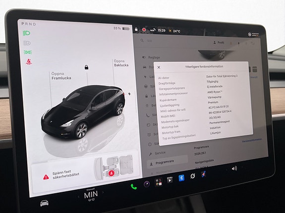 Tesla Model Y 21 of 30