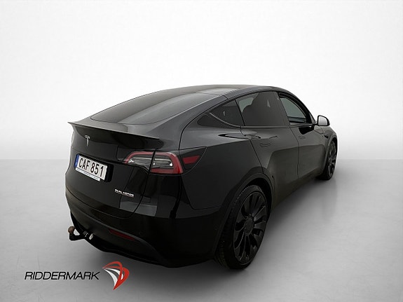 Tesla Model Y 9 of 30