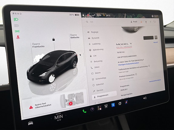 Tesla Model Y 25 of 30