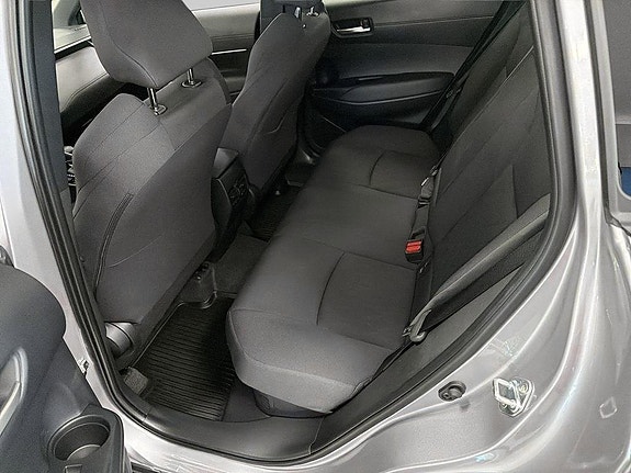Toyota Corolla Cross 7 of 11