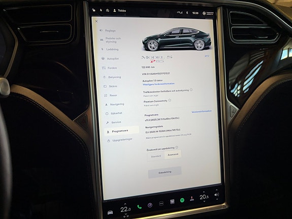Tesla Model S 22 of 23