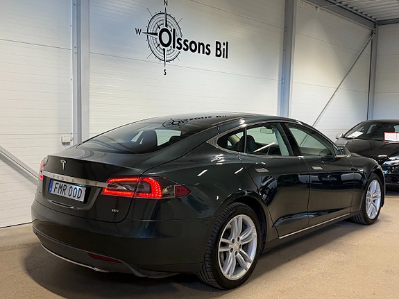 Tesla Model S 6 of 23