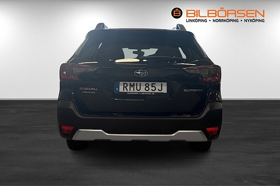 Subaru Outback 5 of 15