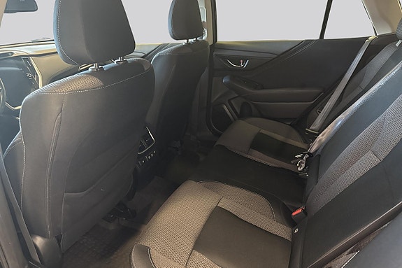 Subaru Outback 9 of 15