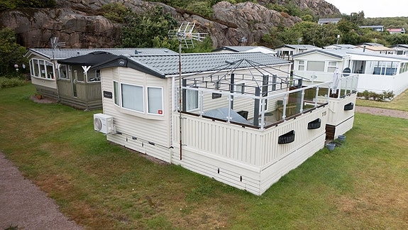 ABI Begagnad Westcoast 32 villavagn inkl plats 115 på populära Siviks Camping 13 of 18
