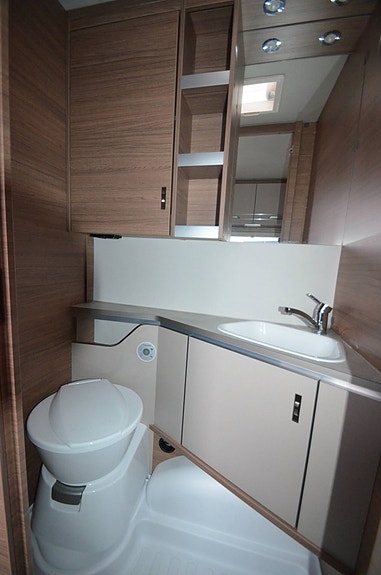 Knaus 460 9 of 10