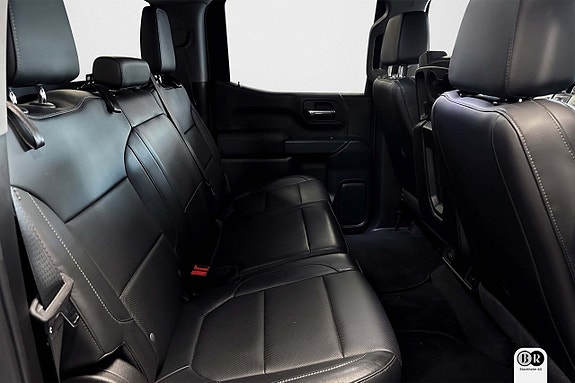 Chevrolet Silverado 1500 10 of 17