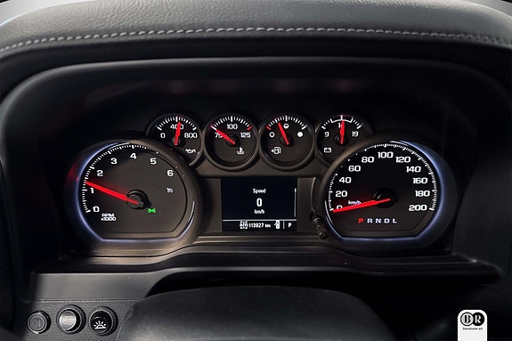Chevrolet Silverado 1500 13 of 17