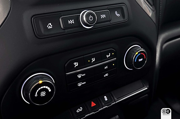 Chevrolet Silverado 1500 16 of 17