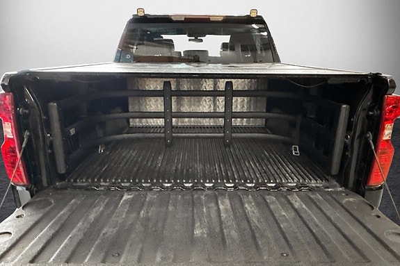 Chevrolet Silverado 1500 17 of 17