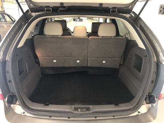 Ford Edge 9 of 10