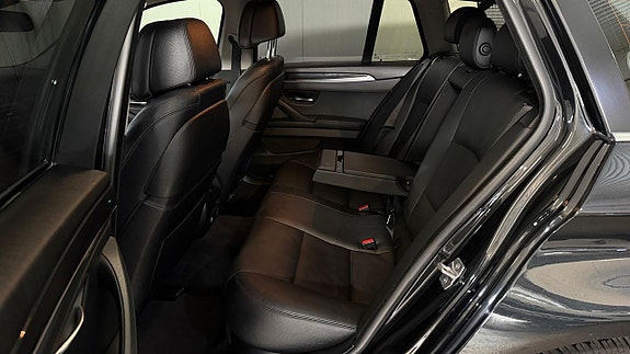 BMW 525d 12 of 16
