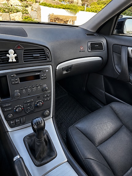 Volvo V70 9 of 10