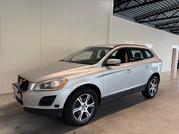 Volvo XC60 4 of 20