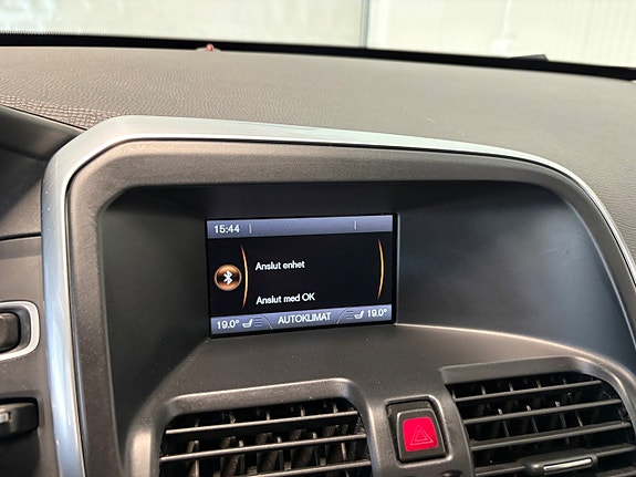 Volvo XC60 14 of 20
