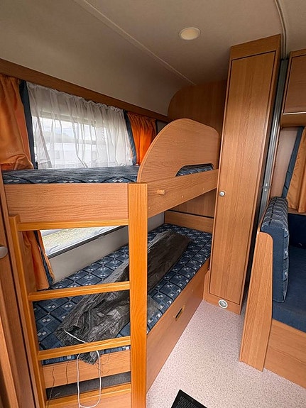 KNAUS  H 520 EIFELLAND. Vån-säng/Golvvärme/Tält. 2008 6 of 11