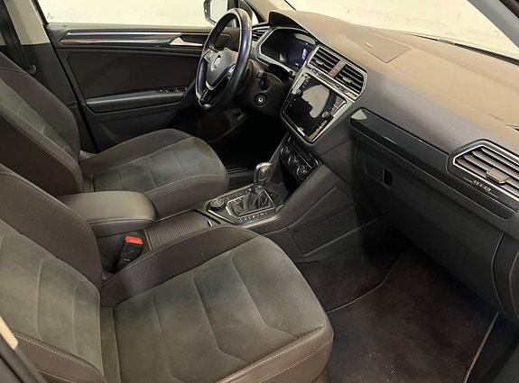 Volkswagen Tiguan 9 of 16