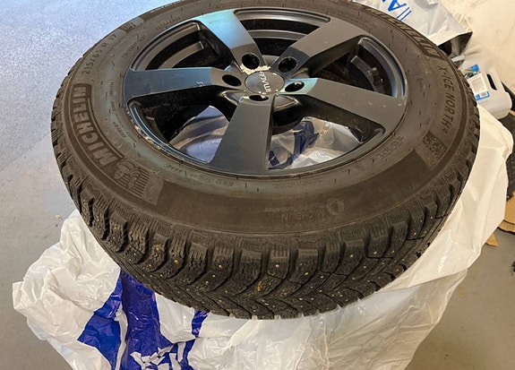Volkswagen Tiguan 14 of 16