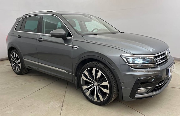 Volkswagen Tiguan 4 of 16