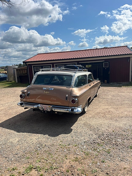 Chrysler New Yorker 4 of 5